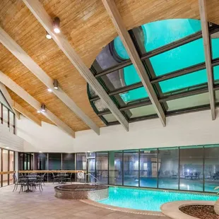 Pool - indoor
