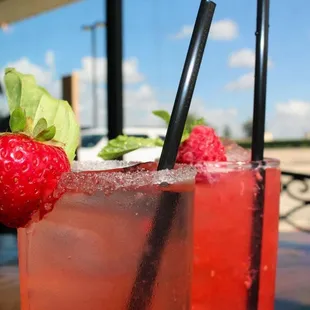 a raspberry cocktail