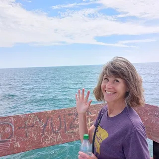 Jen G.