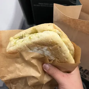 chicken pesto sandwhich