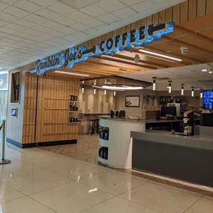 Make a right immediately after passing through TSA to enjoy the coffee here!