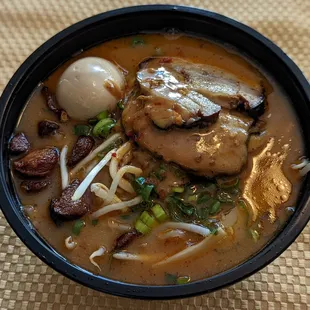 Black garlic ramen