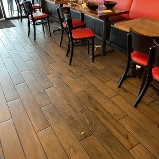 If the employees don't bother to clean the dining area (when it's not busy) imagine how dirty they are in the BOH.