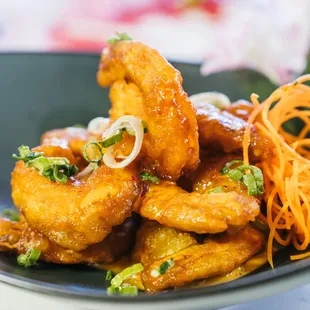 Shrimp Tempura in Spicy Cream Sauce