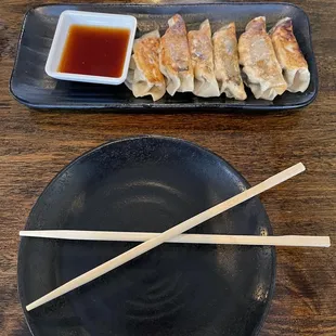 Pot stickers