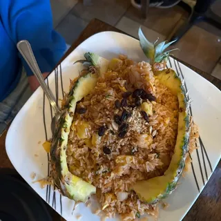 Hawaiian Pineapple Fried Rice