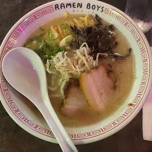 Egg Thick Noodles