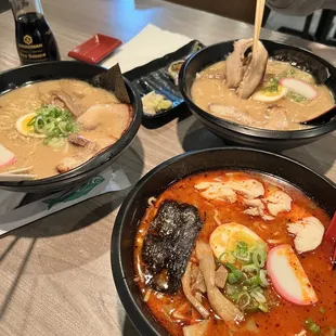 Tonkotsu ramen and spicy miso ramen