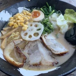 Hiroshi Tonkotsu Curly Thick Ramen
