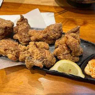 chicken wings, fried chicken, chicken, bbq chicken, fried chicken wings, poultry, food, bbq wings, chicken wings and fried chicken