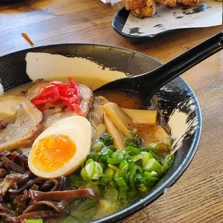 Tonkotsu Shouyu Ramen