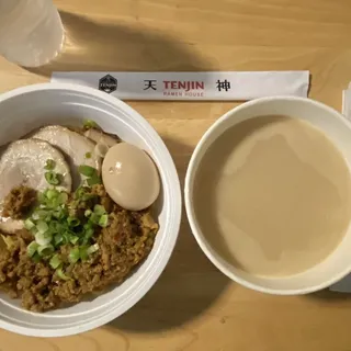 Deluxe Tantan Men