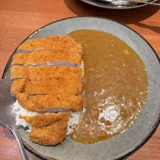 Pork Cutlet with Curry Rice