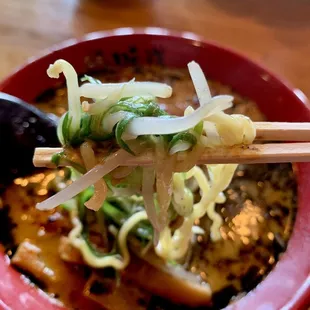Black Shisen Ramen; IG: @katzlundell