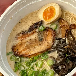 Tonkotsu ramen