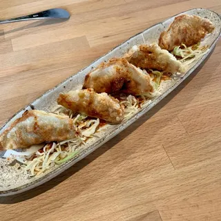 Fried Crispy Gyoza with spicy paste