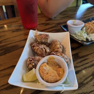 chicken wings and fried chicken, food