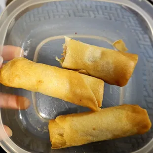3 veggie rolls per order