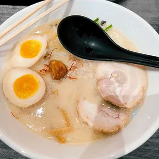 Tonkotsu