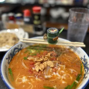 Tomato ramen.  トマトラーメン好き。