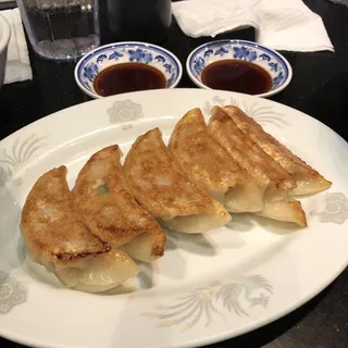 6 Pcs Gyoza