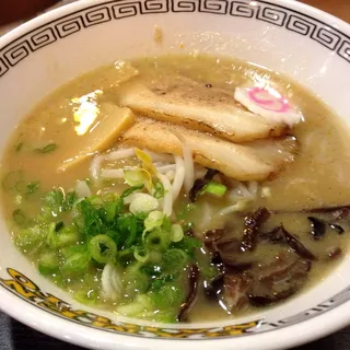 R4. Tonkotsu Shoyu Ramen