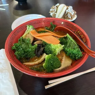 R10.Vegetable Miso Ramen