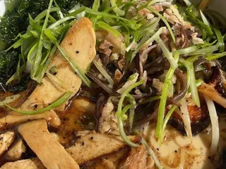 Modan Eagle Rock Ramen