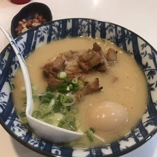 Black Garlic Organic Chicken Paitan