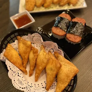 Crab Rangoons (6), Spam Musubi (2) &amp; Tofu Nuggets