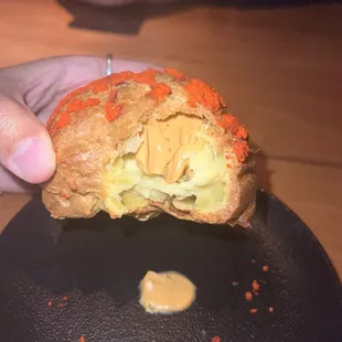 Mini Thai Tea Puff