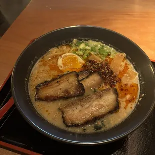 10 hour tonkotsu*