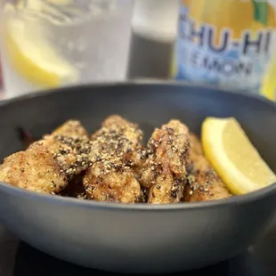 Black Pepper Wings + Chu-Hi combo