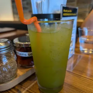 Iced green tea