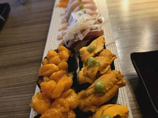 Oji Sushi & Bar