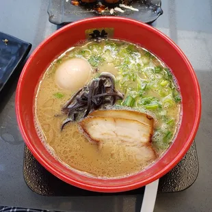 Jun Tonkotsu