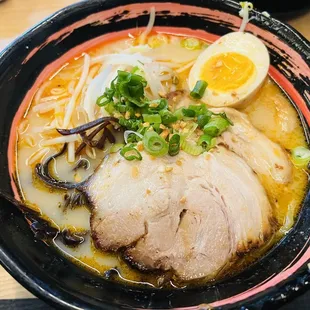 Tonkotsu Red