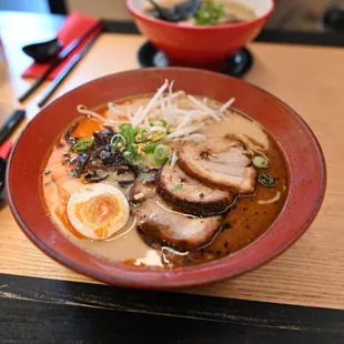 Black &amp; Red Tonkotsu