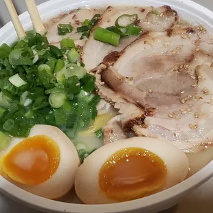 tonkatsu ramen