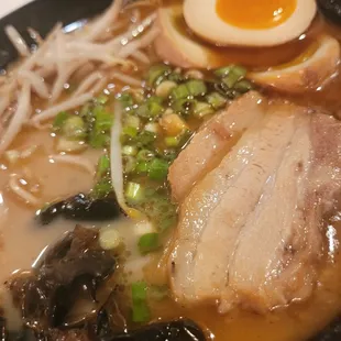 Black Tonkotsu