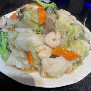 Seafood crispy noodles is pretty massive!