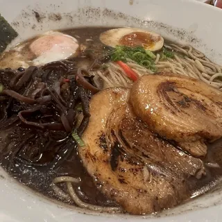 Black Tonkotsu