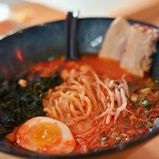 Premium black ramen