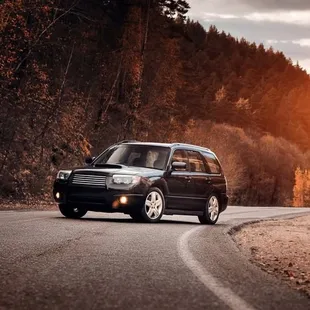 Fall is here, and as it gets dark earlier, now is the perfect time to check that your headlights are clean and bright!