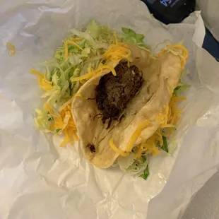 Taco assembled by a blind person