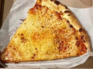 Ali's Pizzaria