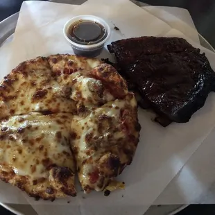 Personal pizza &amp; ribs.