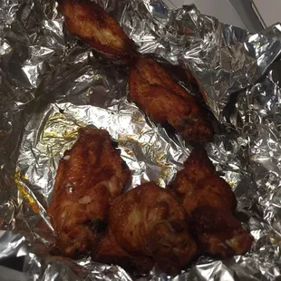 food, chicken wings and fried chicken