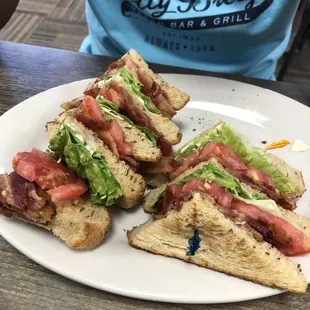 BLT club sandwich