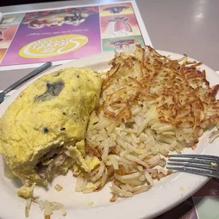Mushroom Swiss Omelette with added grilled chicken.
